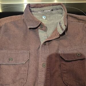 Invigoratr™ Merino Button DownSoft Merino blend fabric and classic button down